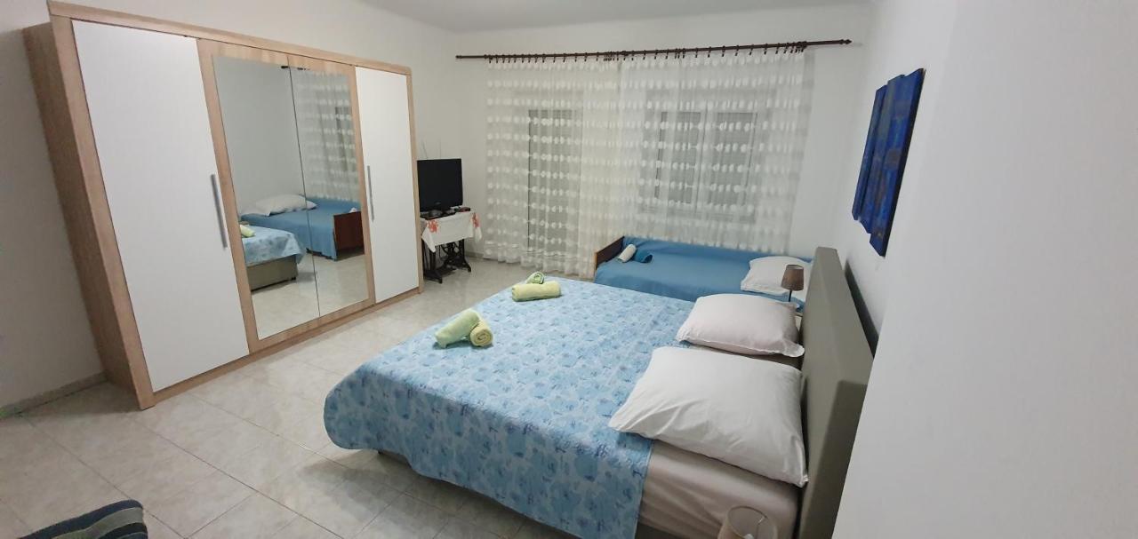 Apartment Noa Crikvenica Luaran gambar
